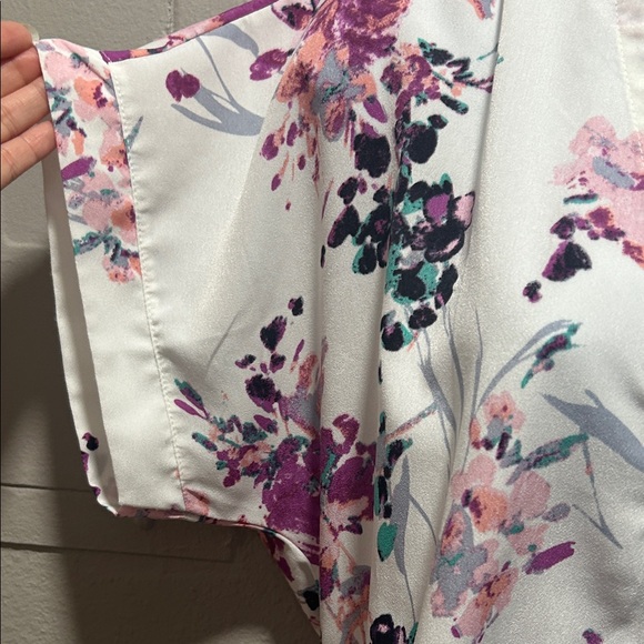 Amazon Essentials Women's Floral Blouse - Multicolor on White - Picture 8 of 8